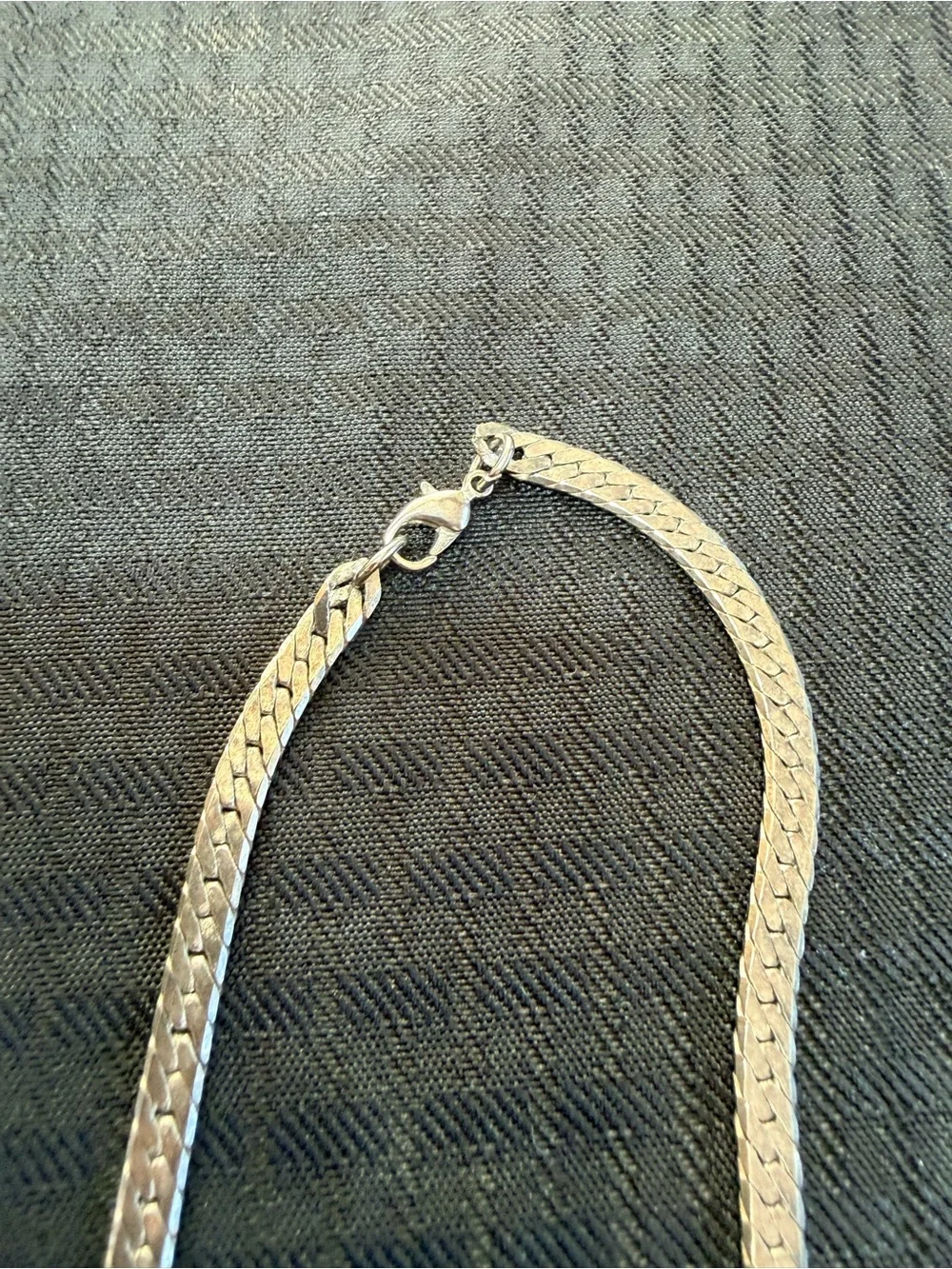 Vintage silver tone necklace